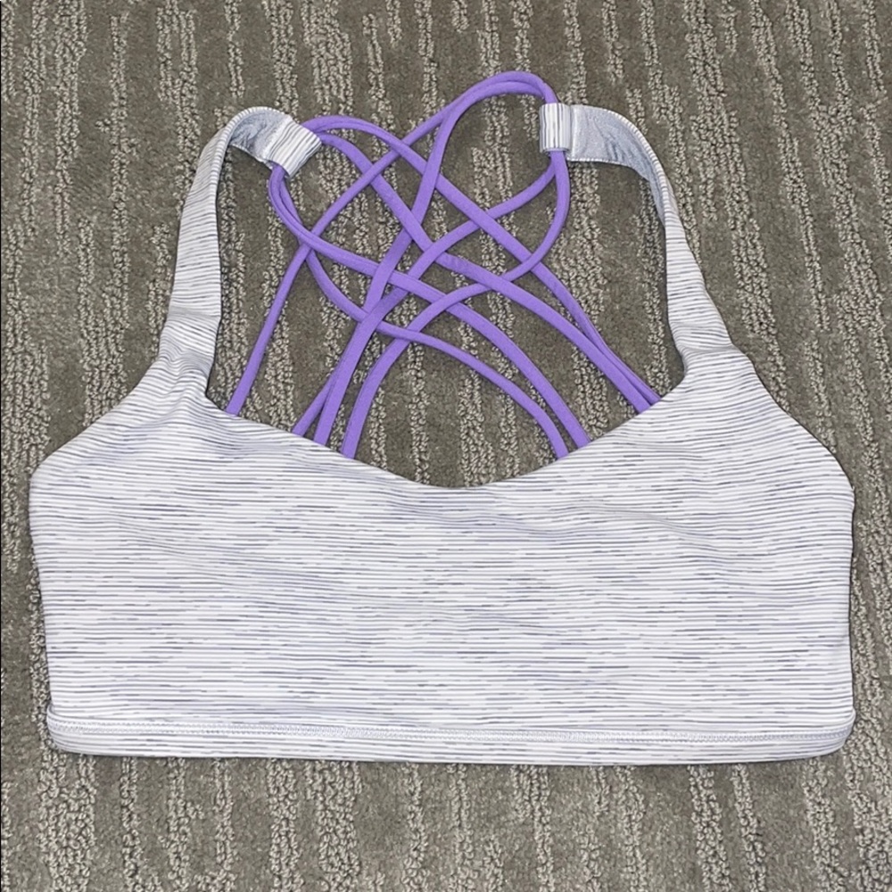 lululemon sports bra! great condition
